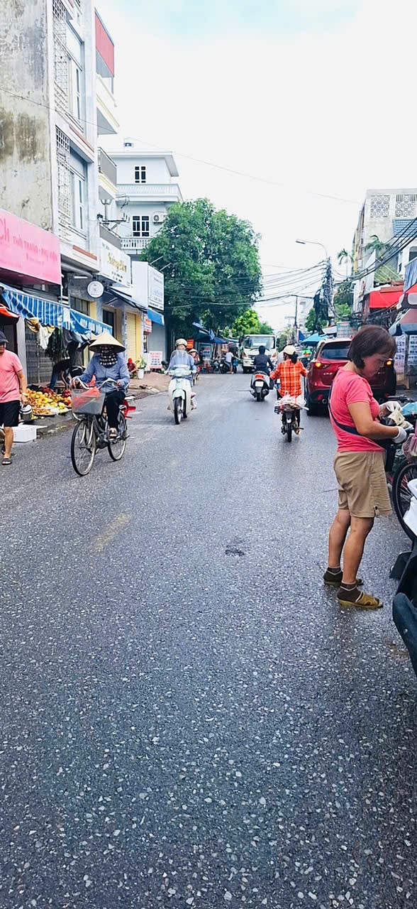 Bán nhà mặt đường Thiên Lôi, Lê Chân, Hải Phòng 